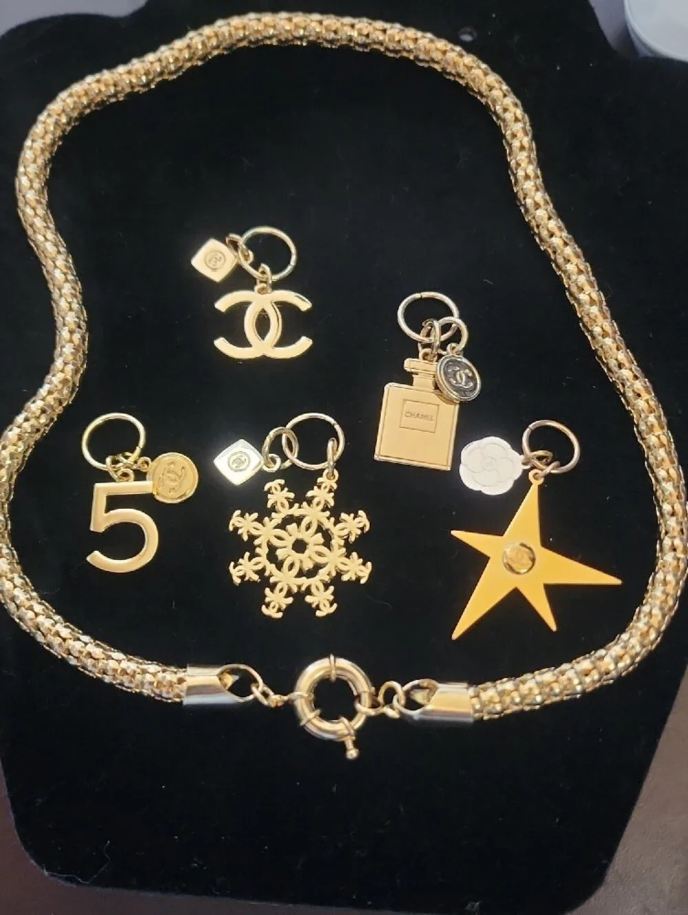 Chanel Christmas Charms Set Of 5 W/ Free Gold Tone Charm Necklace 1 Of A Kind!